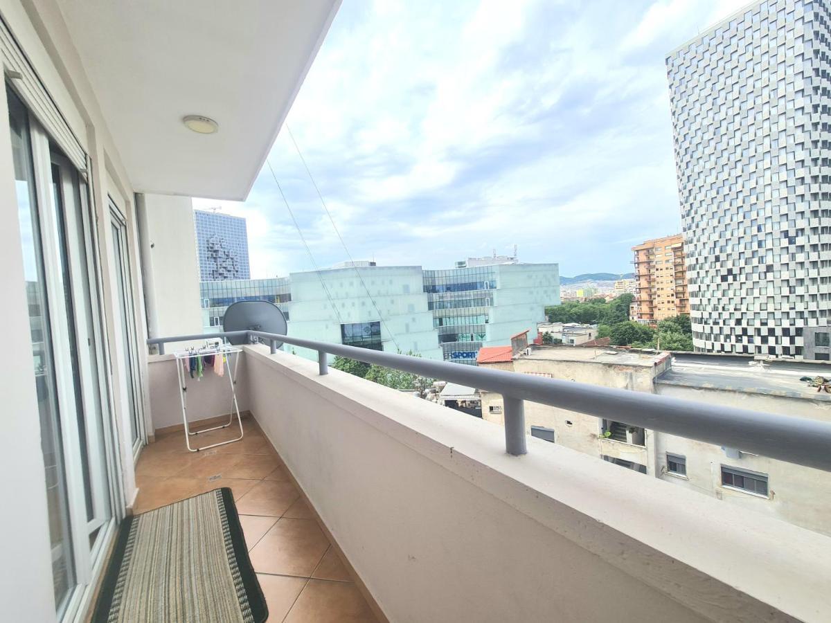 Sandra'S Apartment In Tirana Center ภายนอก รูปภาพ