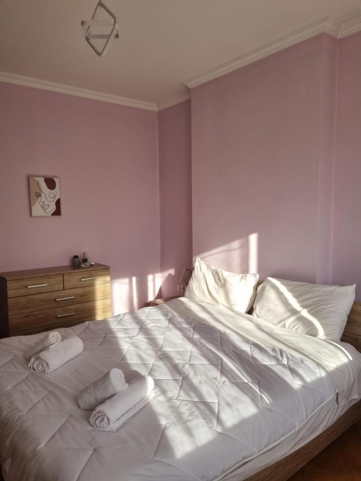 Sandra'S Apartment In Tirana Center ภายนอก รูปภาพ