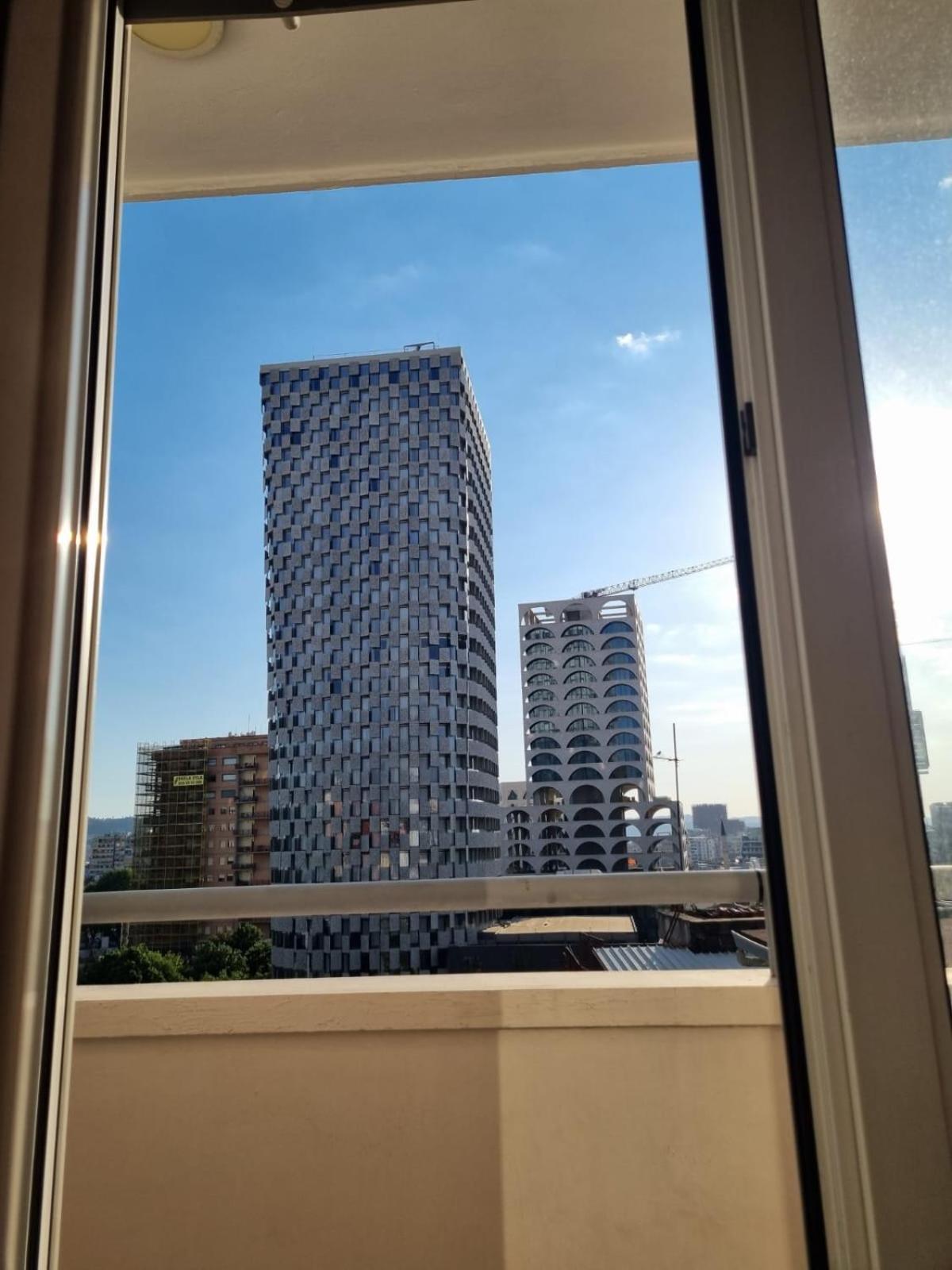 Sandra'S Apartment In Tirana Center ภายนอก รูปภาพ